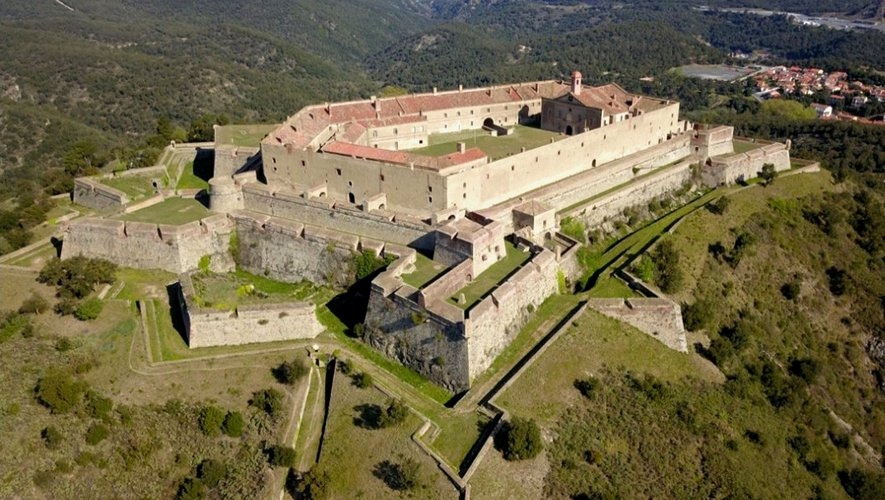 OUVERTURE DU FORT DE BELLEGARDE